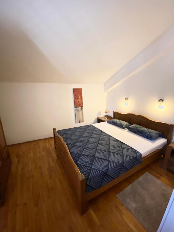 Apartment Center Old Town - 1Min To Palace Split Exterior photo